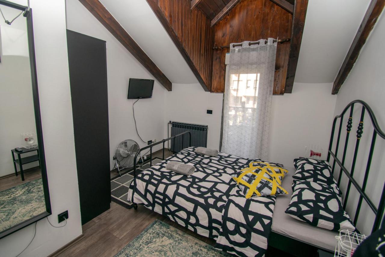 Studio Apartman Dalia Apartment Zagreb Ngoại thất bức ảnh