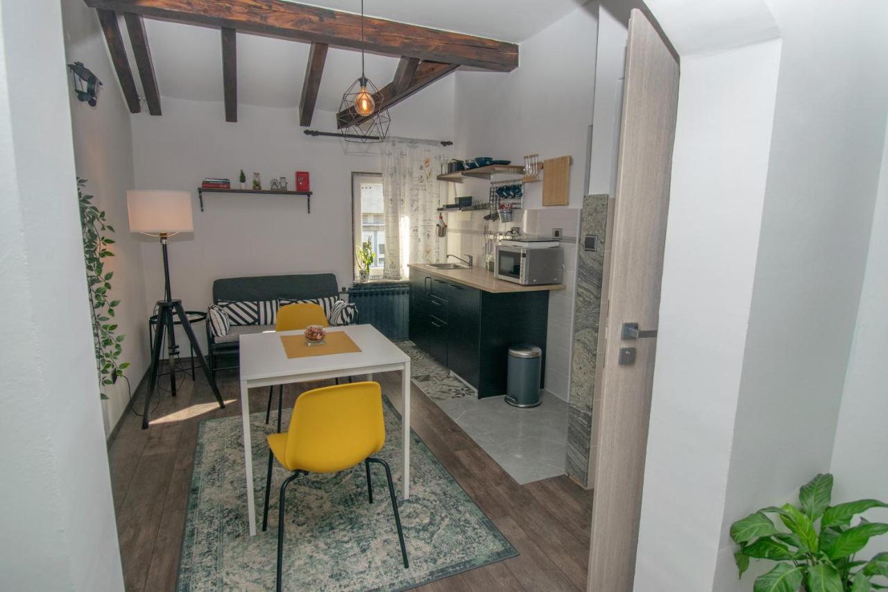 Studio Apartman Dalia Apartment Zagreb Ngoại thất bức ảnh