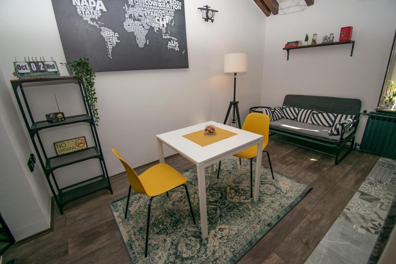 Studio Apartman Dalia Apartment Zagreb Ngoại thất bức ảnh