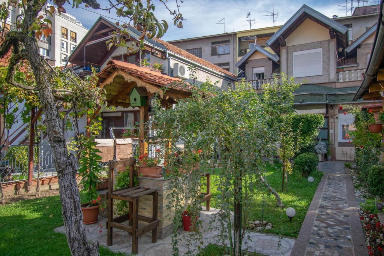 Studio Apartman Dalia Apartment Zagreb Ngoại thất bức ảnh