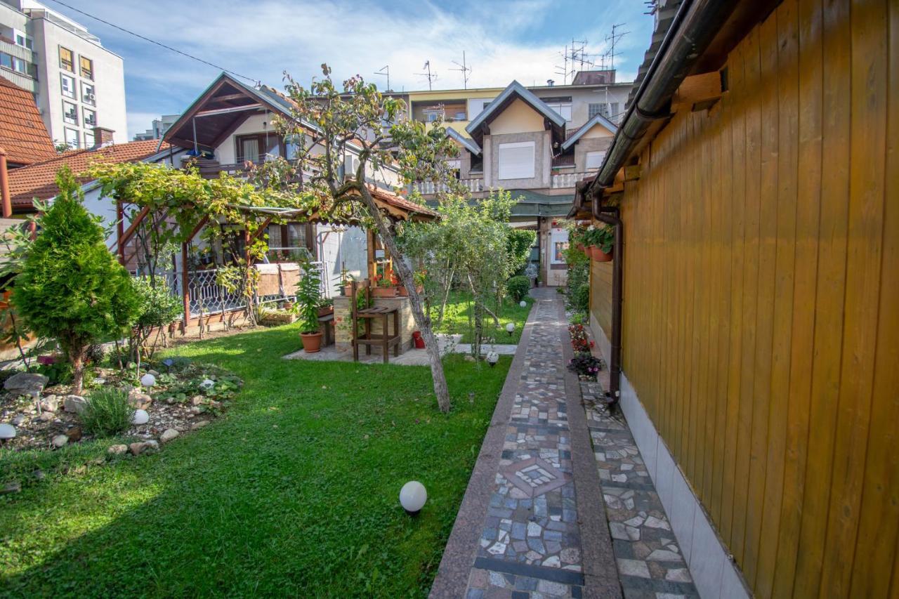 Studio Apartman Dalia Apartment Zagreb Ngoại thất bức ảnh